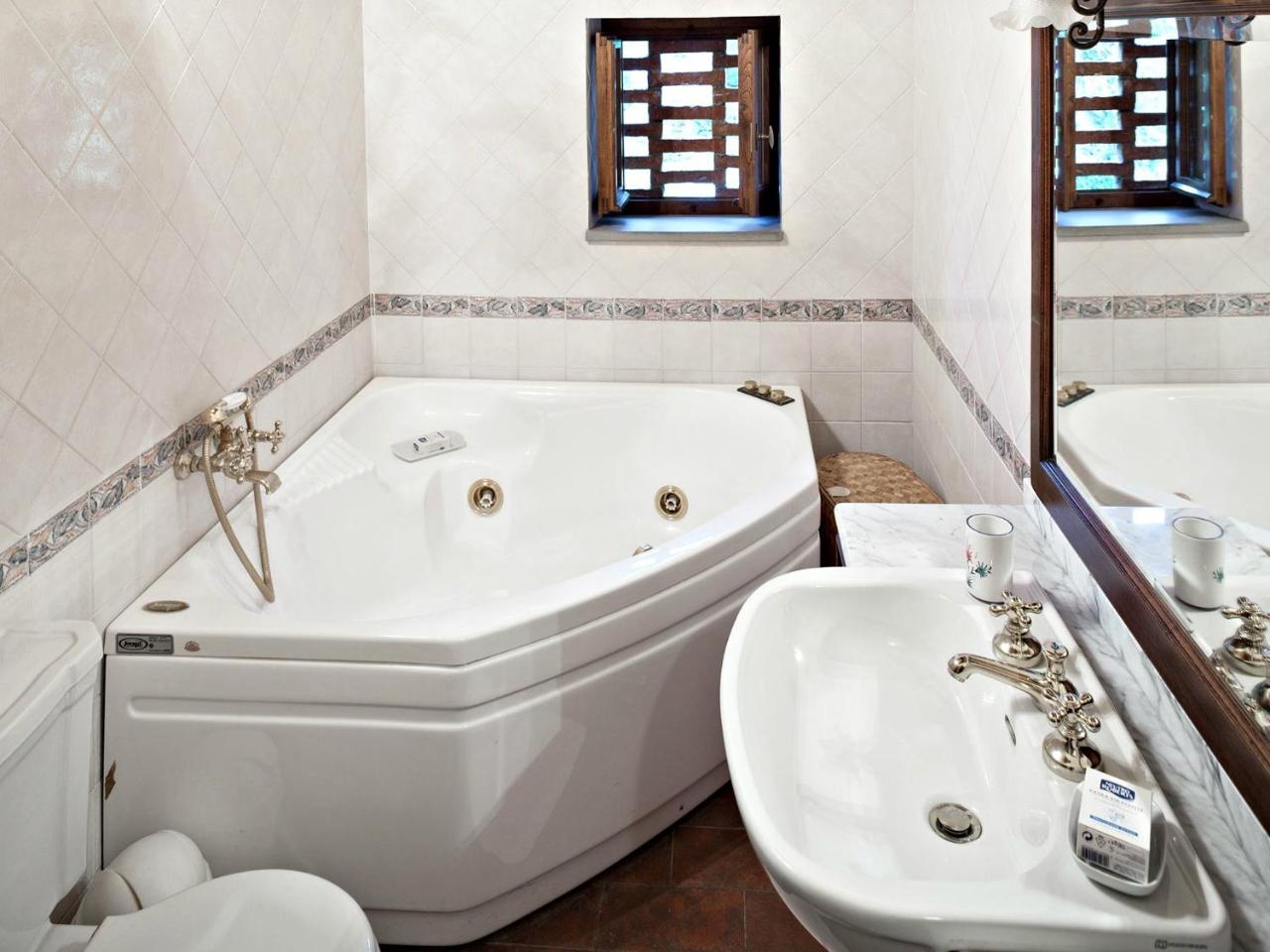 Villa Eleonora Ampinana Экстерьер фото